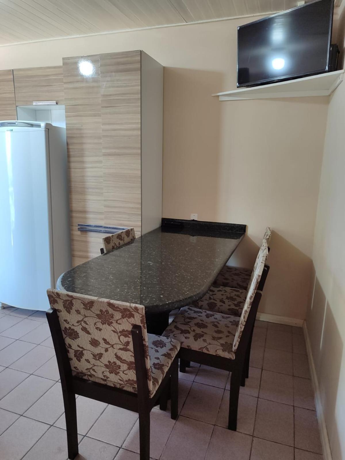 Apartamento De 2 Dormitorios Флорианополис Экстерьер фото